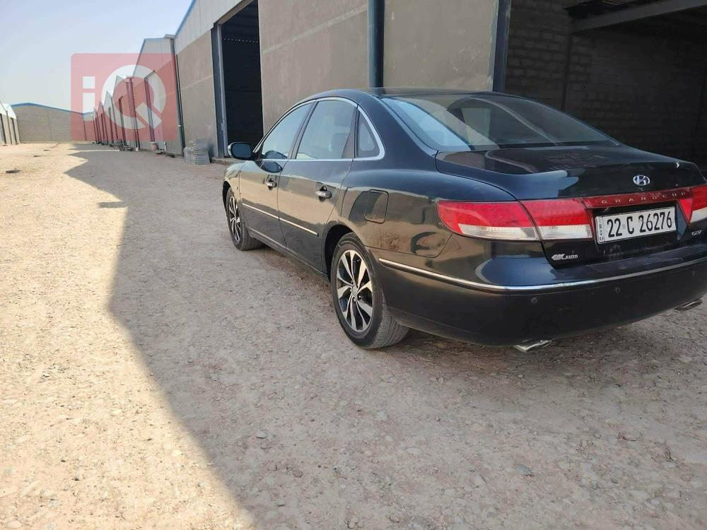 هيونداي أزيرا